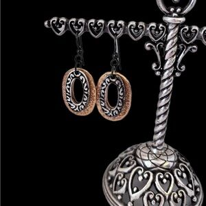 Chic Two-Tone Oval Earrings